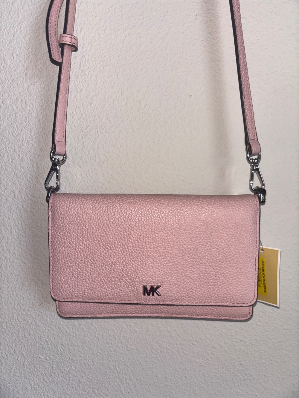 Michael Kors Mercer‎ soft pink Phone clutch Crossbody